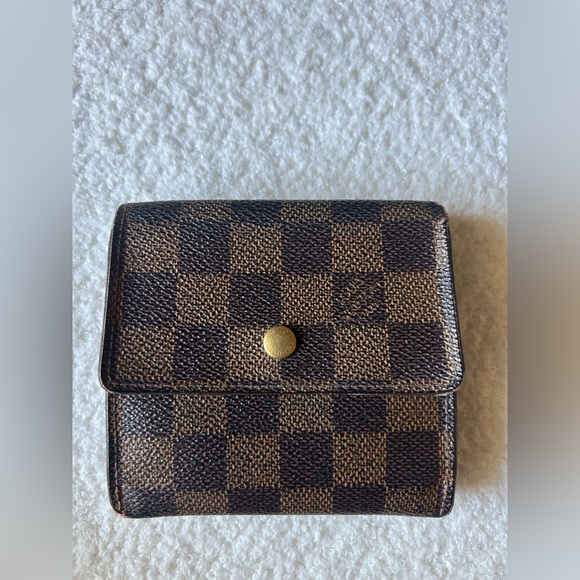Louis Vuitton Handbags - LV wallet